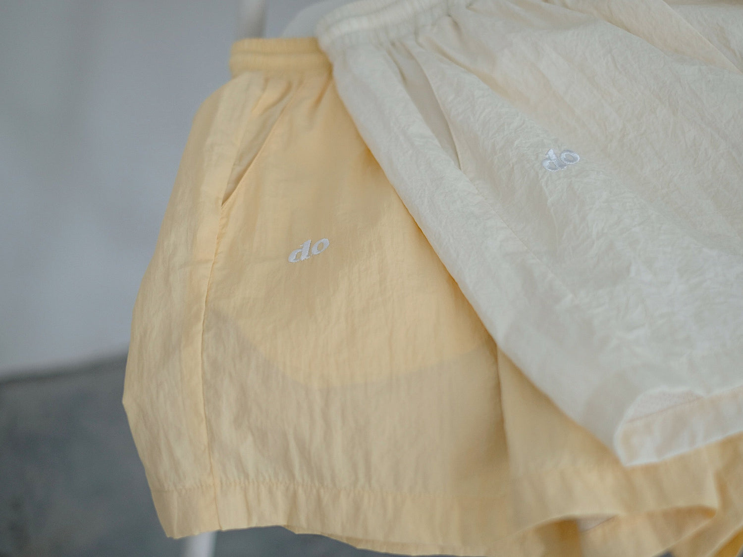 Chiller Shorts (Yellow)